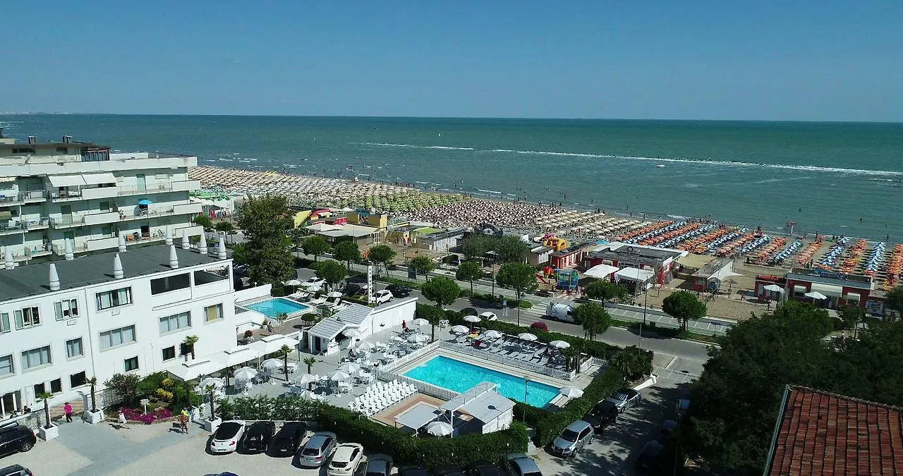 Hotel Promenade Universale contacts